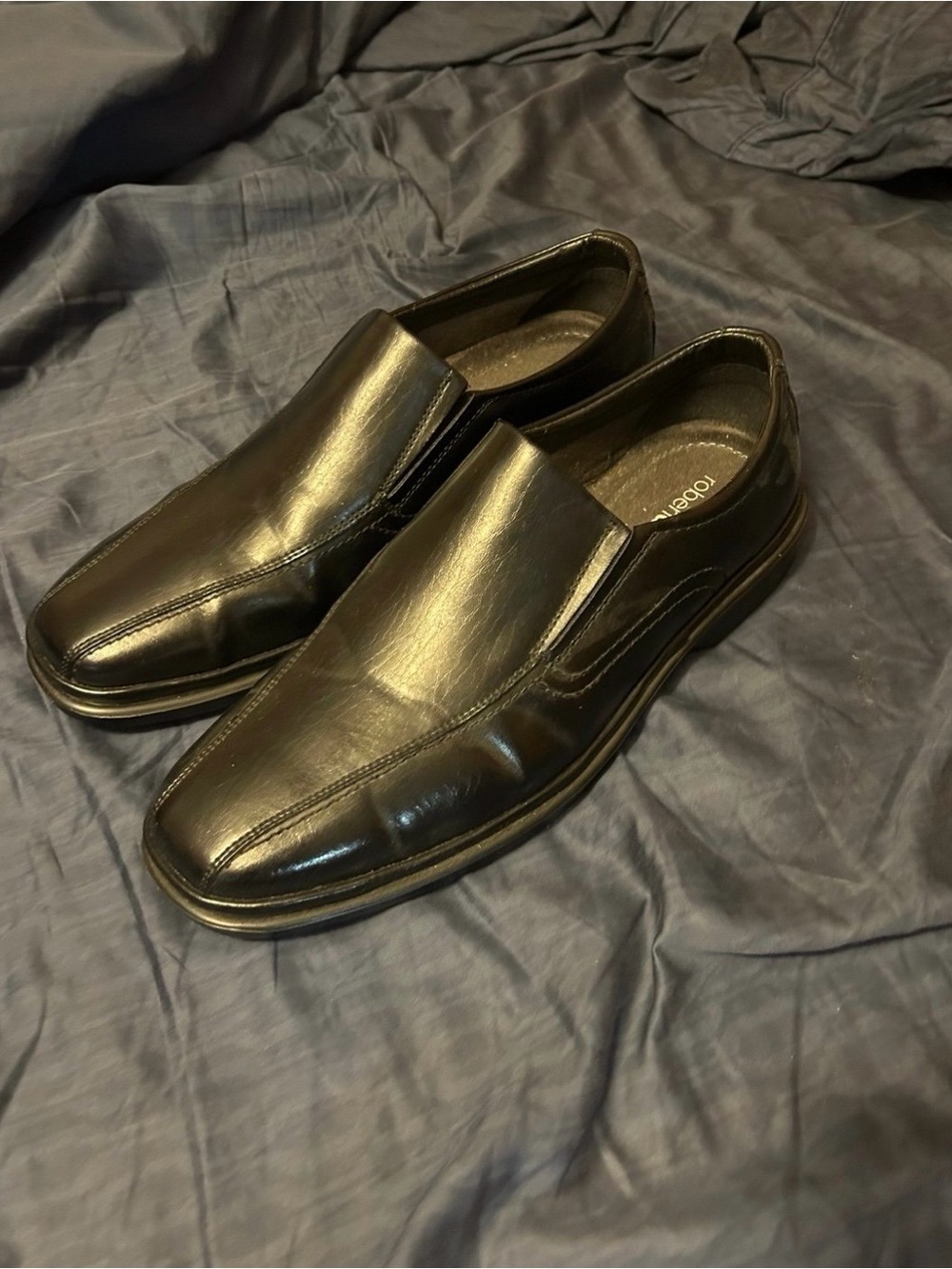 Men's Black Leather Slip-On Loafers by Roberta